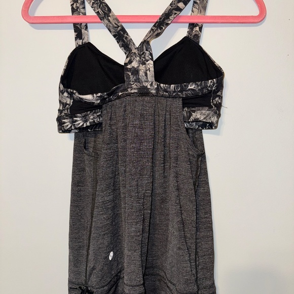 Lululemon Grey Tank Top w/ Built in Floral Bra & Adjustable Hem - Picture 2 of 4